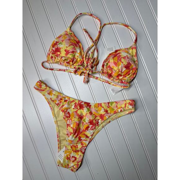 NWT Cupshe Two Piece Swimsuit Bikini Ruffled Triangle High Waist Cheeky BUNDLE M - Picture 5 of 6